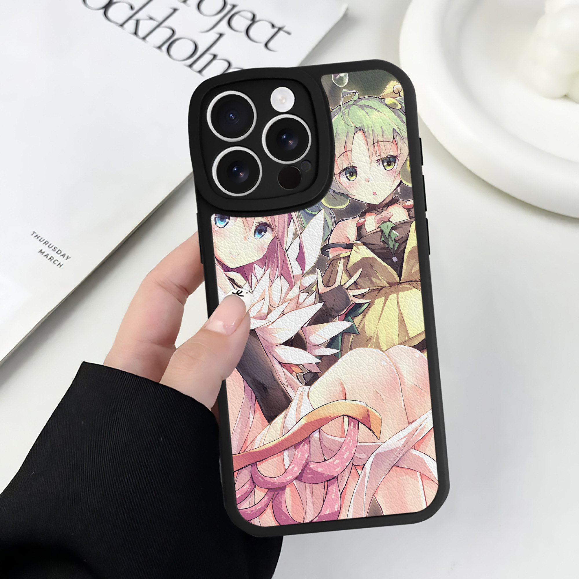 （画像用） 遊☆戯☆王 Yu-Gi-Oh! 【iPhone 16シリーズ対応】シリコンスマホケース（レザー調） 材質：シリコン